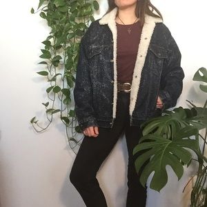 Vintage Levi’s Sherpa Lined Trucker Jacket